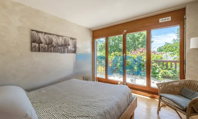 Недвижимость Bifamiliar house 6 rooms: 7