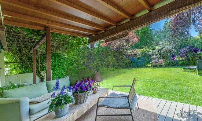 Недвижимость Bifamiliar house 6 rooms: 9