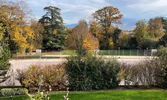 Недвижимость Apartment 8 rooms: 10