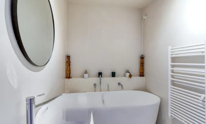 Недвижимость Apartment 4 rooms: 8