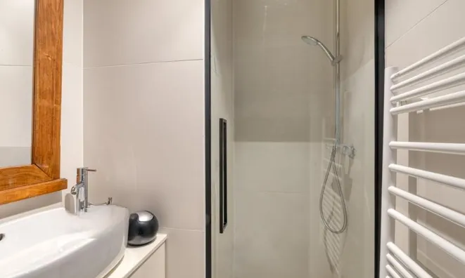 Недвижимость Apartment 4 rooms: 11