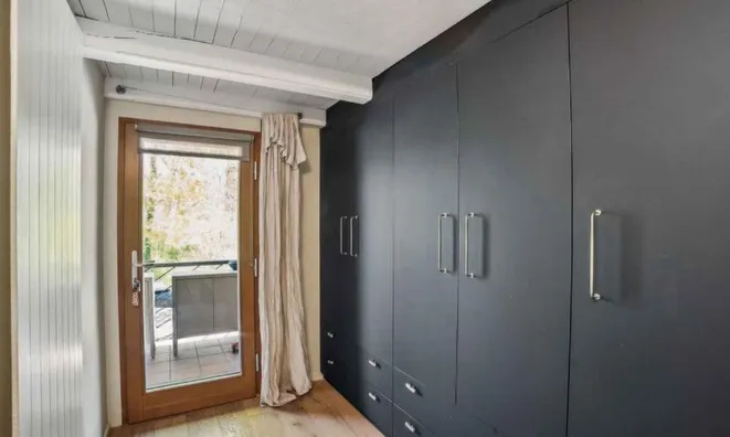 Недвижимость Attic flat 5 rooms: 3