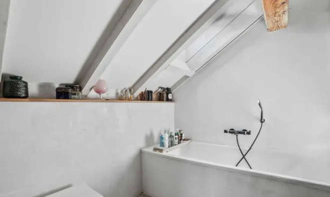 Недвижимость Attic flat 5 rooms: 7