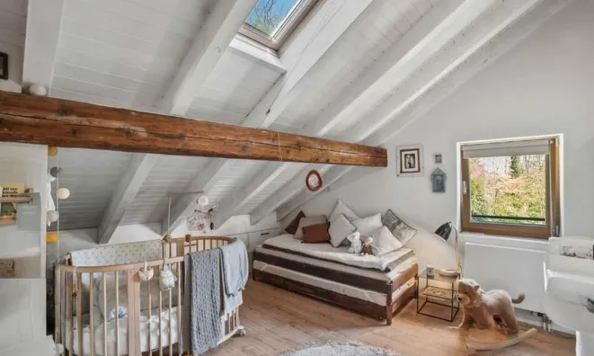 Недвижимость Attic flat 5 rooms: 8