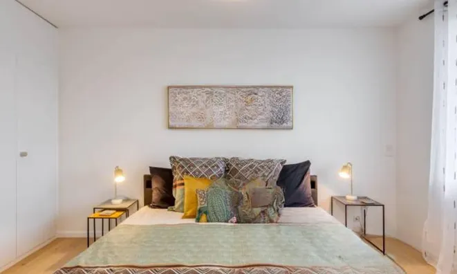 Недвижимость Apartment 5 rooms: 7