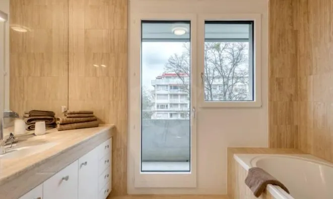 Недвижимость Apartment 5 rooms: 8