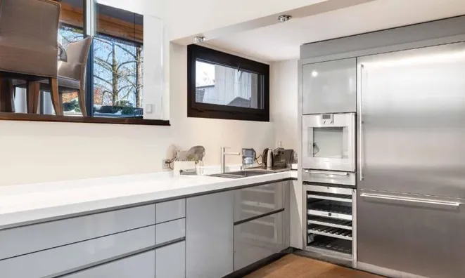 Недвижимость Attic flat 5 rooms: 6