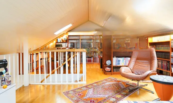 Недвижимость Attic flat 5.5 rooms: 2