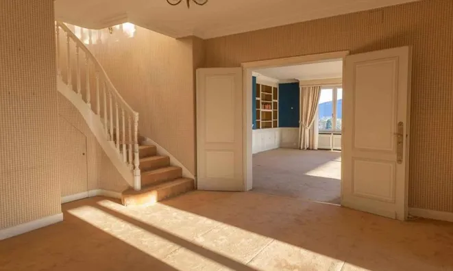 Недвижимость Attic flat 9 rooms: 2