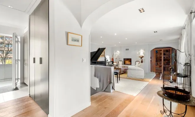 Недвижимость Single house 9 rooms: 6