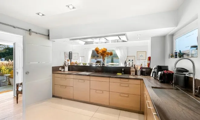 Недвижимость Single house 9 rooms: 9