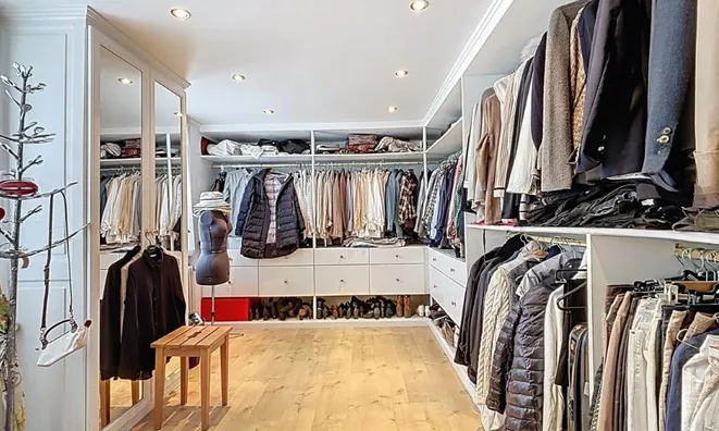 Недвижимость Row house 8 rooms: 7