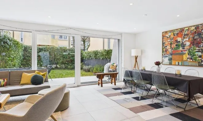 Недвижимость Bifamiliar house: 2