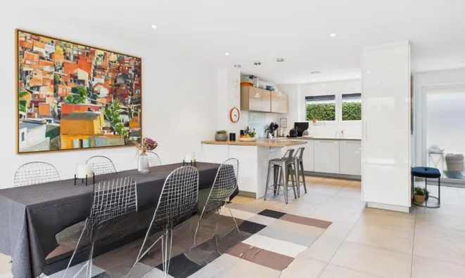 Недвижимость Bifamiliar house: 3