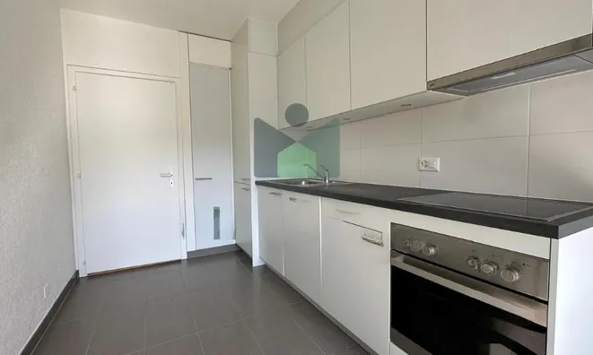 Недвижимость Apartment 3 rooms: 3