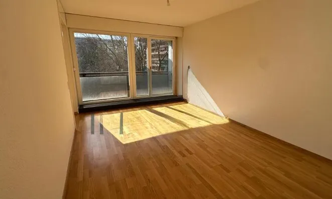 Недвижимость Apartment 3 rooms: 5