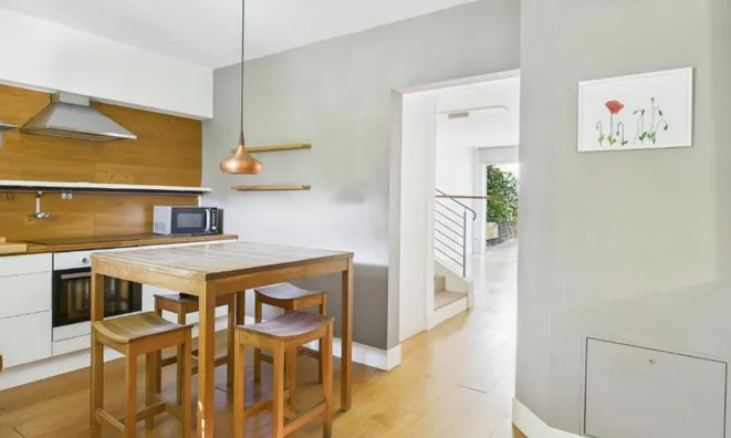 Недвижимость Bifamiliar house: 1