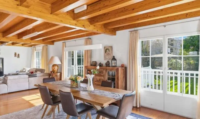 Недвижимость Single house 5 rooms: 4