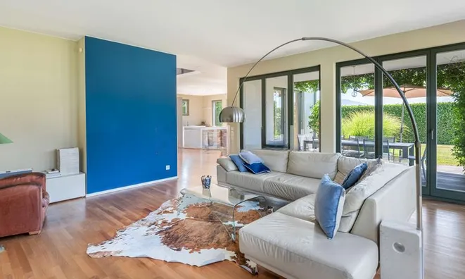 Недвижимость Villa 7 rooms: 4