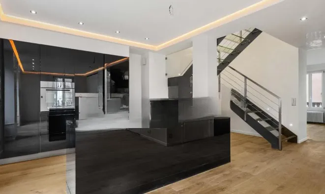 Недвижимость Duplex 5 rooms: 1