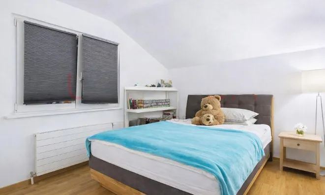 Недвижимость Single house: 3