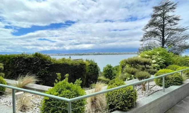 Недвижимость Apartment 7 rooms: 2