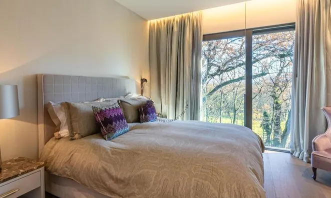 Недвижимость Apartment 9 rooms: 8