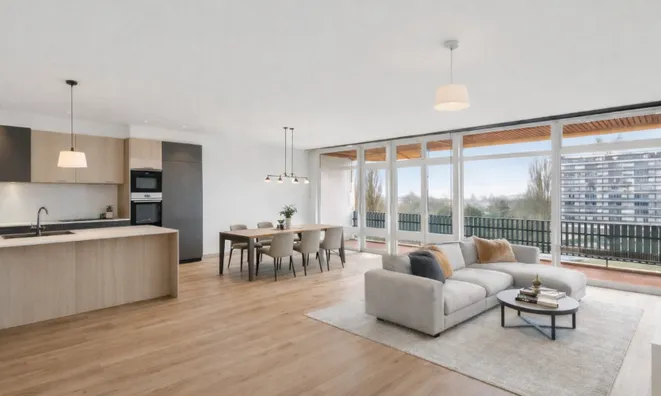 Недвижимость Apartment 4 rooms: 2