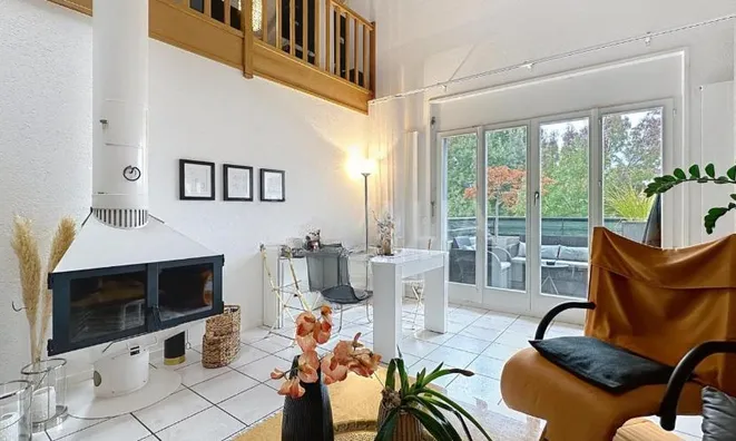 Недвижимость Apartment 9 rooms: 2