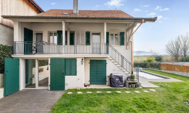 Недвижимость Villa 8 rooms: 1