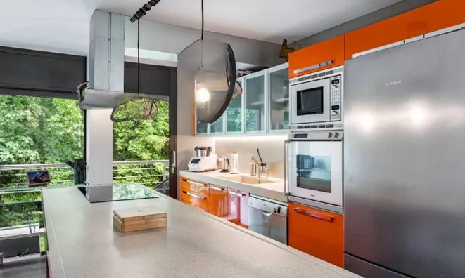 Недвижимость Apartment 6 rooms: 4