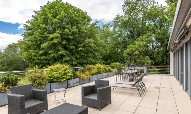 Недвижимость Apartment 6 rooms: 9