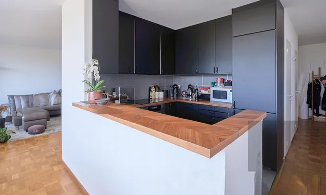 Недвижимость Apartment 4 rooms: 5