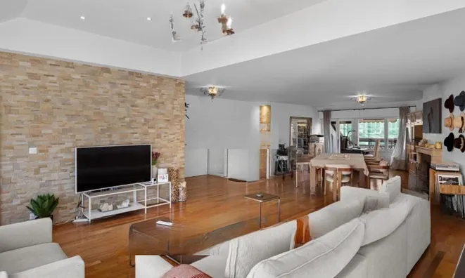 Недвижимость Duplex 5 rooms: 3