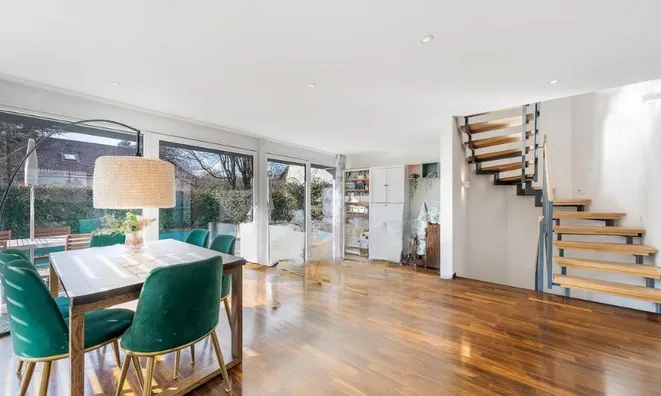 Недвижимость Bifamiliar house 5 rooms: 4