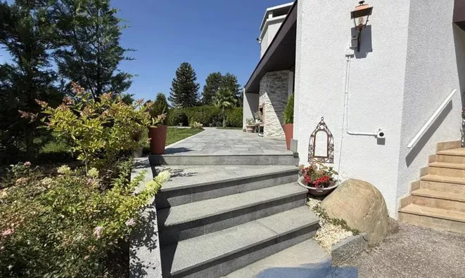 Недвижимость Villa 9 rooms: 2