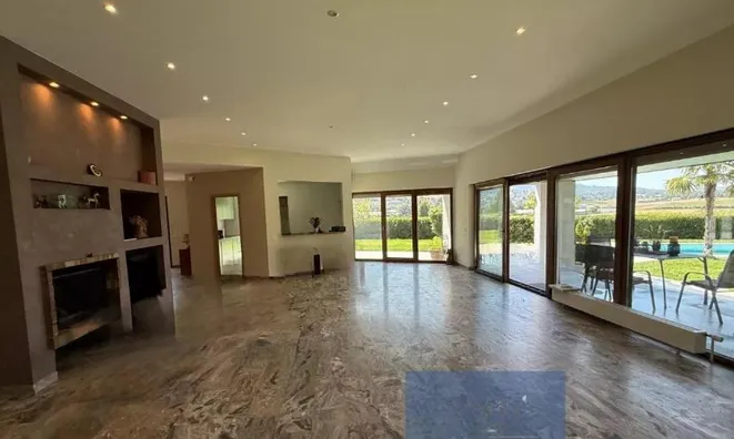 Недвижимость Villa 9 rooms: 5