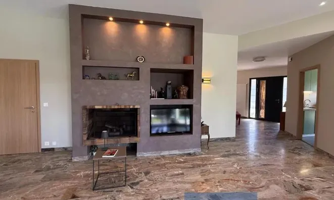 Недвижимость Villa 9 rooms: 7