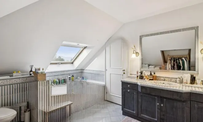 Недвижимость Single house 9 rooms: 7