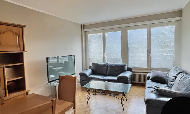 Недвижимость Apartment 4 rooms: 3