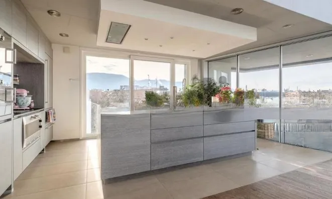 Недвижимость Duplex 7 rooms: 3