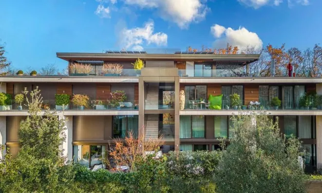 Недвижимость Attic flat 9 rooms: 1