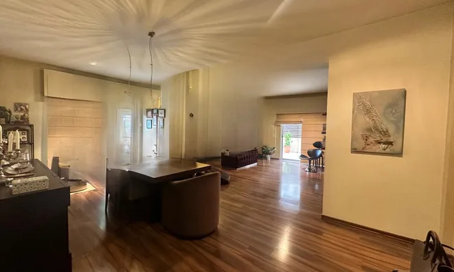 Недвижимость 3 Bedroom Apartment For sale in Neapolis, Limassol: 5