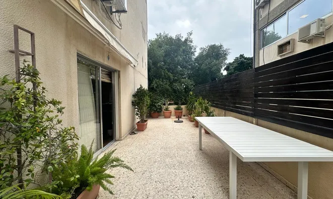 Недвижимость 3 Bedroom Apartment For sale in Neapolis, Limassol: 11