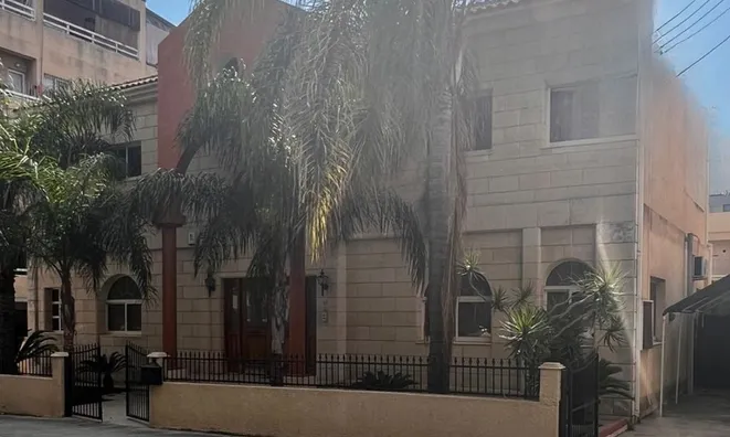 Недвижимость 4 Bedroom Detached house For sale in Neapolis, Limassol: 1