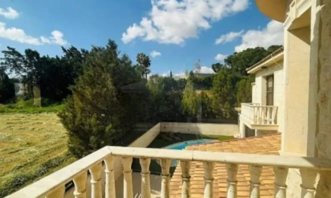 Недвижимость 5 Bedroom Villa for Sale, in Larnaca, Aradippou: 4