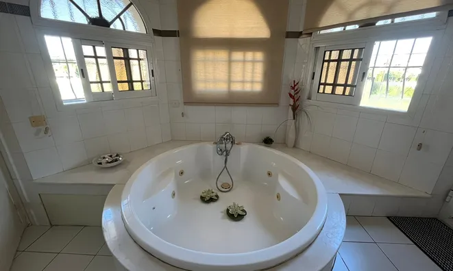 Недвижимость 4 Bedroom House for Sale in Limassol, Agia Fyla: 13