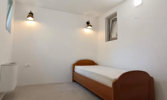 Недвижимость Дом с террасой Новая Изола: 4