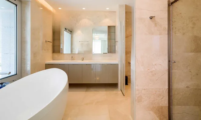 Недвижимость 4 Bedroom Luxury Penthouse Apartment for Sale in Pyrgos Coastal, Limassol: 19