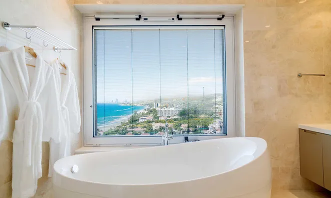 Недвижимость 4 Bedroom Luxury Penthouse Apartment for Sale in Pyrgos Coastal, Limassol: 23